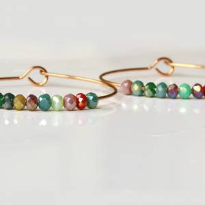 Creolen rosegold Perlen Edelstahl ein handgefertigtes Ohrringpaar mit Perlen als minimalistisches Geschenk für Sie Bild 1