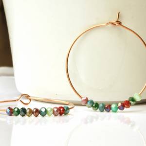 Creolen rosegold Perlen Edelstahl ein handgefertigtes Ohrringpaar mit Perlen als minimalistisches Geschenk für Sie Bild 3