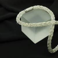 zarte anschmiegsame Silberkette, Schlangenkette gestrickt aus Silberdraht Bild 9
