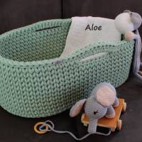 Moseskorb Baby gehäkelt exklusiver Babykorb handmade mobiles Babybett für Neugeborene Farbwahl ab 199 € Bild 3