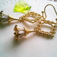 goldene Ohrringe, Edelstahl Ohrhänger, Blume, Geschenk für Sie Bild 2