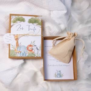 Geschenkschachtel Geldgeschenk Taufe SAFARI Box personalisiert mit Namen und Baumwollsäckchen Patenkind Geschenk Bild 1