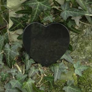 Grabdekoration Herz Marmor mit keltischem Herz - Trauerspruch Gravur Das Leben endet, die Liebe nicht - Gedenkstein Grab Bild 3