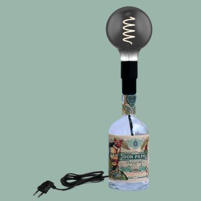Upcycling Flaschenlampe | Vintage Lampe aus Rum Flasche | moderne Dekoflasche für Hausbar und Party | Flaschenlicht