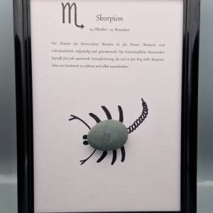 Steinbild mit Sternzeichen aus Kieselsteinen - Waage, Skorpion oder Schütze Bild 4