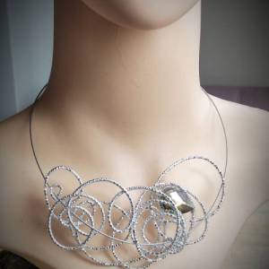 Halsreif silber , barockes Perlencollier,Medusa,offene Halskette, perlenkette silber, Elfenkette, Elbenschmuck Bild 1