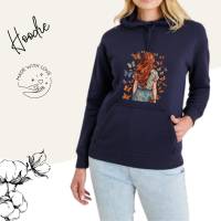 Hoodie Damen- Sweater mit Kängurutasche & einzigartigen Prints ,,Butterfly Girl'' Bild 1