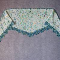 Dreieckstuch, Schaltuch aus weicher handgefärbter Wolle, gestrickt und gehäkelt, Schal, Stola Bild 4