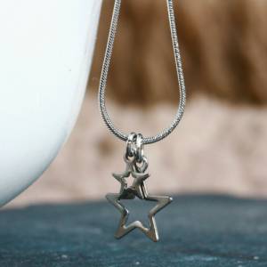 Kette Edelstahl Stern Schlangenkette mit kleinem Sternenhimmel eine massive wasserfeste Kette als Geschenk für Stargirls Bild 5