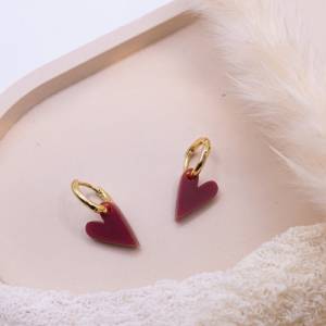 Ohrringe Herzen Creolen aus Acryl 18k vergoldet rote Herzchen - leichte Ohrstecker Herz - allergikerfreundlich Geschenk Bild 5