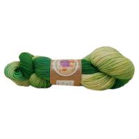 Maigrün - handgefärbte Sockenwolle (57.2/1) Bild 1