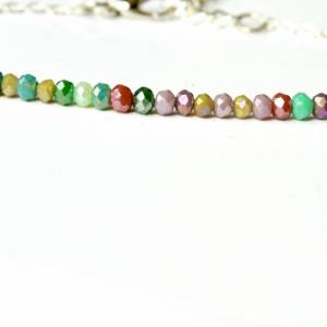 Armband Perlen silber ein handgefertigtes Schmuckstück mit funkelnden Perlen als minimalistisches Geschenk für Sie Bild 5