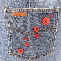 Jeans-Tasche kleine Rockabilly-Schwester  Shopper blau rote Knöpfe rotes Futter weiß gepunktet nachhaltig Bild 3