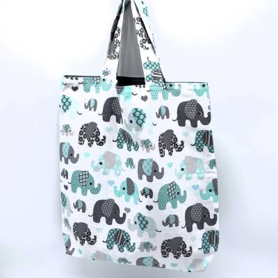 Kindergartentasche/Kinderbeutel aus weißem Baumwollstoff mit süßen Elefanten, handgemacht