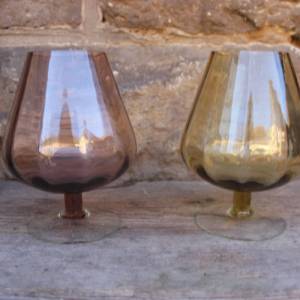 Fußschale Glaskelch Bonbonniere Konfektglas gelb oder lila Glas Midcentury 50er 60er Jahre DDR Bild 1