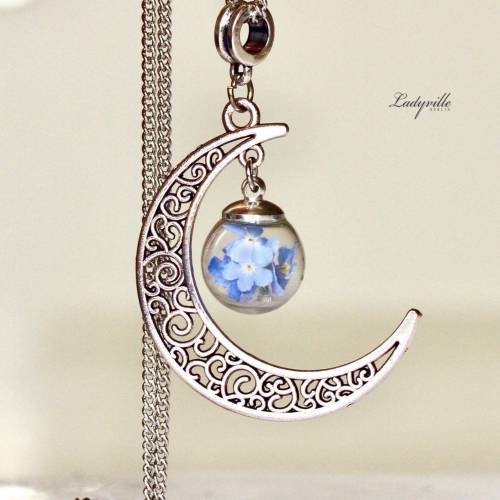 Himmlische Kette Mond und Vergissmeinnicht in Glaskugel / Vergissmeinnicht Kette / Geschenk