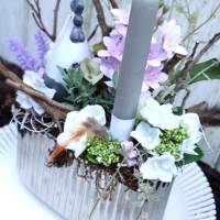 Frühlingsdeko Tischgesteck weiß silberfarbig Huhn Bild 6