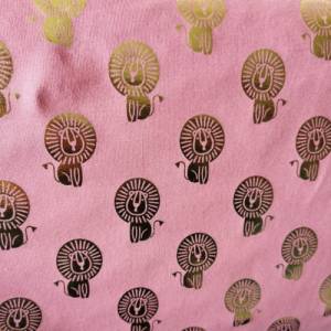 Jersey rosa/pink goldener Foliendruck Löwe Bild 1