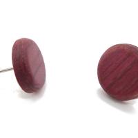 Kleine Abgerundete Ohrstecker mit Verschluss 12 mm, lila rotes Holz mit edlem Look, handgemacht aus echtem Purpleheart Bild 3