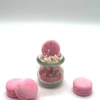 Glamorous Macaron Duftkerze - small - Duft nach Zuckerwatte Bild 2