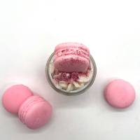 Glamorous Macaron Duftkerze - small - Duft nach Zuckerwatte Bild 8