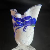 Glas Vase blau weiß Bild 6