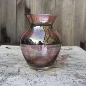 kleine filigrane  Vase Herzvase lila grau gestreiftes Glas Rauchglas mundgeblasen 70er Jahre Vintage Bild 1