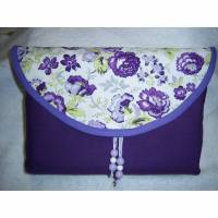 Projekttasche, Buchtasche, Universaltasche, lilafarben und Blumenmuster, Baumwolle und mit Taschenbaumler Bild 1