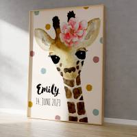 Giraffe Mädchen Kinderbild mit Name, Kinderzimmer Bild,  Poster Deko, Baby Geschenk zur Geburt Bild 2