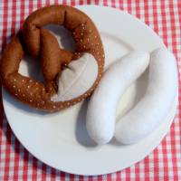 Weißwürste mit Brezel und süßen Senf aus Filz handgenäht für die Kinderküche, Kaufladen, Spielküche Bild 7