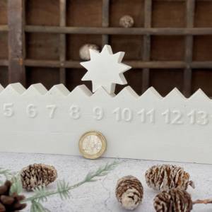 weiße Adventsleiste mit Stern aus Keramikgießmasse, Immerwährender Adventskalender Bild 8