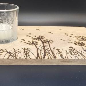 Windlicht, Glas mit Gravur, graviertes Glas, Handarbeit, handgemacht, mit gebrannten Holzbrett, Teelichthalter,Dekoratio Bild 1