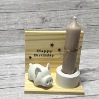 Geschenkidee zum Geburtstag „Happy Birthday“ Kerzenhalter Kerze Schweinchen Glücksschwein Schwein Raysin Holz Geschenk Bild 8