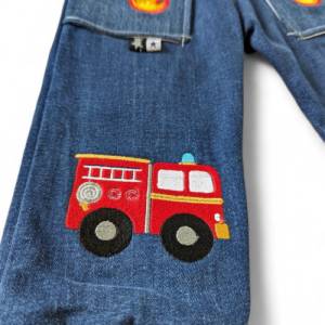 Pumphose für Babys Gr. 74/80 aus Jeans, Feuerwehr, Upcycling Unikat Bild 2