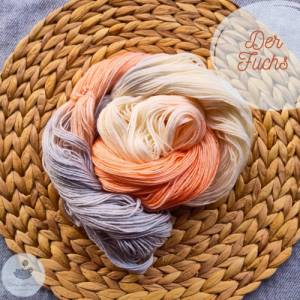 Luxuriöse Sockenwolle 4-fädig mit Schurwolle und Seide in fuchsigen Farben zum Stricken oder Häkeln - 425m/100g Bild 5