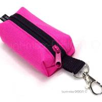 Schlüsselanhänger Minitasche rosa PINK Reißverschluß schwarz, Kosmetik Inhalator Kopfhörer, by BuntMixxDESIGN Bild 1