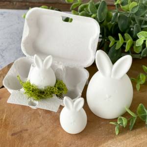weiße Osterhasen aus Keramikgießmasse, in zwei Größen erhältlich | süße Hasenfamilie als Osterdeko Bild 7