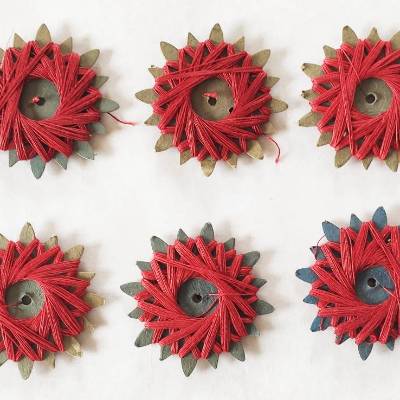 Vintage roter Sternzwirn DDR-Nähgarn Retro Faden Baumwolle 1960er Jahre