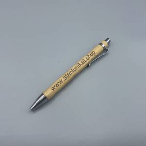 Kugelschreiber mit individueller Gravur aus Holz Bild 3