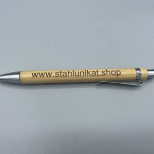 Kugelschreiber mit individueller Gravur aus Holz Bild 4