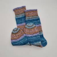 Gestrickte dickere Socken in blau braun lila, Gr. 42/43, Stricksocken,Kuschelsocken aus 6 fach Sockenwolle handgestrickt Bild 3