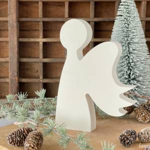 Weißer Weihnachtsengel aus Keramikgießmasse, Engel seitlich als weihnachtliche Dekoration Bild 2