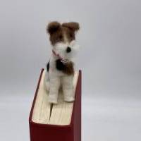 Lesezeichen Foxterrier - bewacht das Buch seiner Besitzer, witziges Lesezeichen für Hundefreunde Bild 2