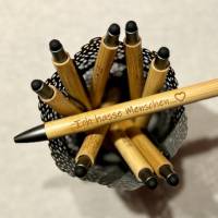Ich hasse Menschen - Kuli mit Spruch, lustiger Kugelschreiber mit Gravur, Bambus - originelle Geschenkidee für Kollegen Bild 1