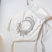 Kleines weiße Handtasche aus Baumwolle/Lyocell mit Silberstickerei Bild 1