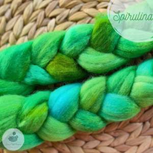 Handgefärbter Kammzug aus extrafeiner Merinowolle in strahlend-frischem Grün und Türkis zum Spinnen oder Filzen Bild 2