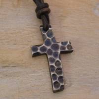 Geschwärztes Silberkreuz "Vinzenz", Kreuz in Silber 925 mit Lederband,  cooles Geschenk zur Konfirmation, Kommun Bild 1