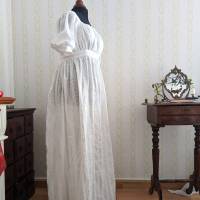 Kleid Regency aus Baumwollbatist mit Stickerei Bild 2