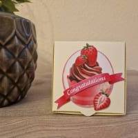 Erdbeere / Geschenkverpackung / Cupcake / süß / Geschenkverpackung in Erdbeer Motiv / Erdbeeren Verpackungsideen Bild 1