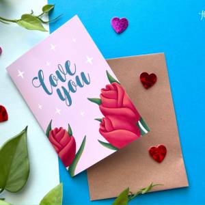A6 Klappkarte zum Valentinstag / Muttertag, Grußkarte für Verliebte mit Rosen-Motiv "Love you" inkl. Kraftpapier Bild 1